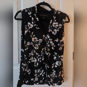 White House Black Market Black & White Floral Sleeveless Ruched Top